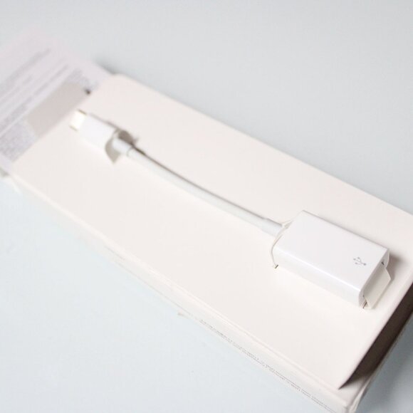 Apple USB-C to USB Adapter – Original Apple Accessory White Adapter/cable A2119 - Picture 5 of 5